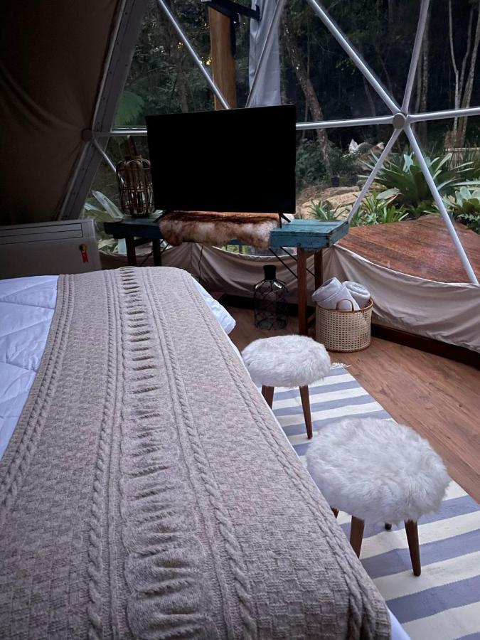 Вилла Blue Bear Cabins Петрополис Экстерьер фото
